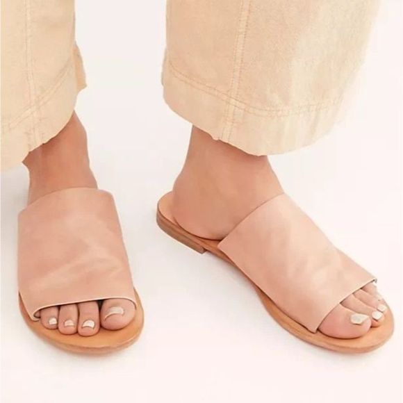 Free People Shoes - Free People Vincente Slide Sandal 11 NEW NIB Natural Leather Sandals 41 Runs Sm